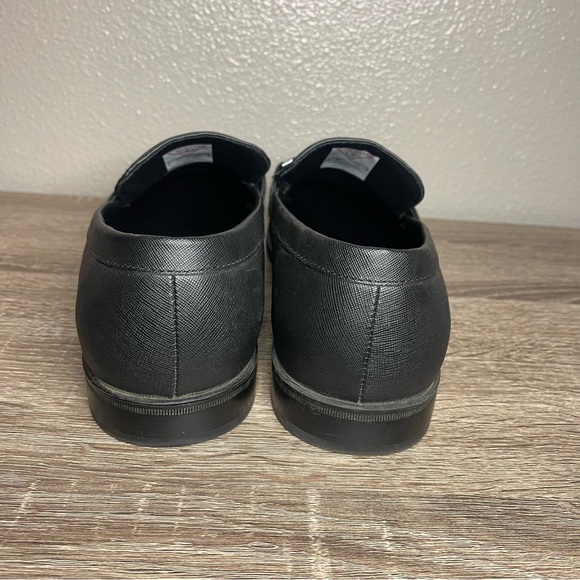 Guess Men's Hinn Slip-On Dress Shoes Mens Size 10 Black Sleek - Picture 5 of 13